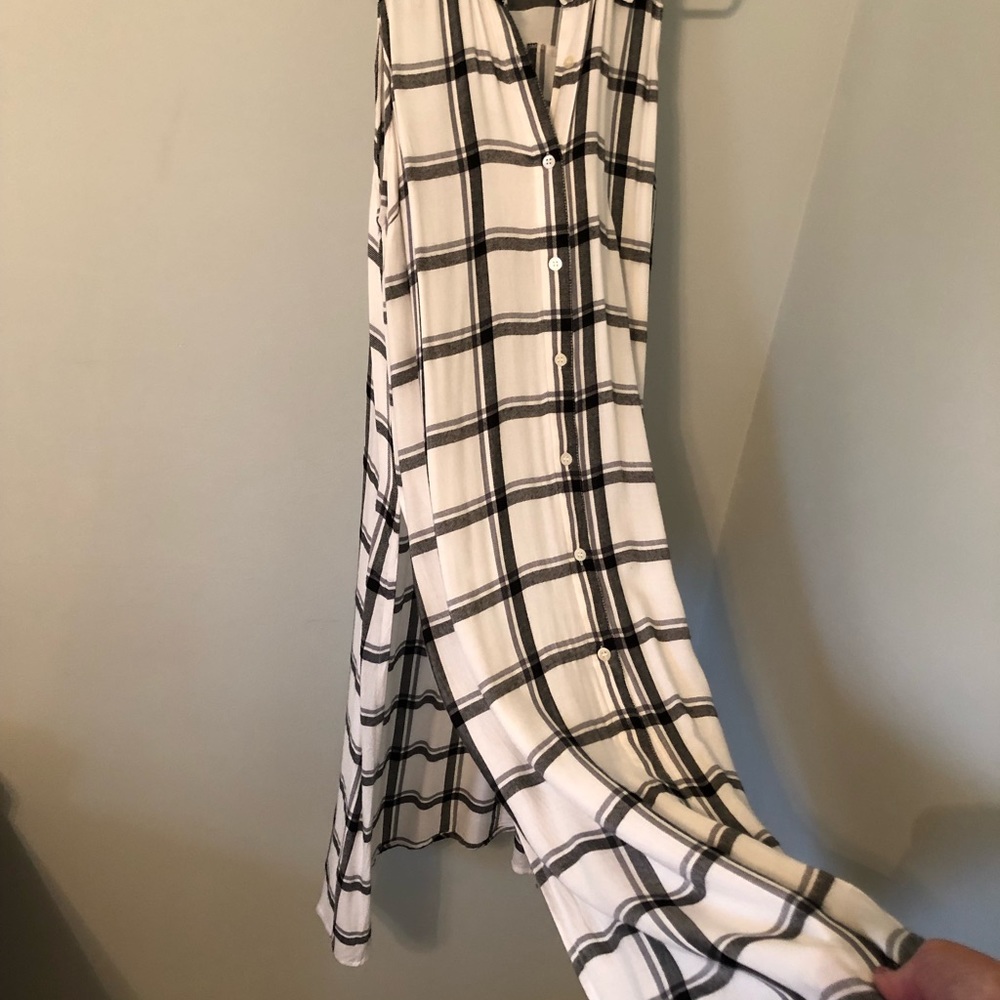 Mudpie womens top size medium.
